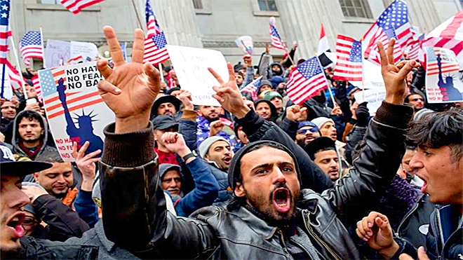 ​تفاصيل.. قاض أمريكي يمنع إدارة ترامب من إلغاء الحماية لنحو 3000 يمني